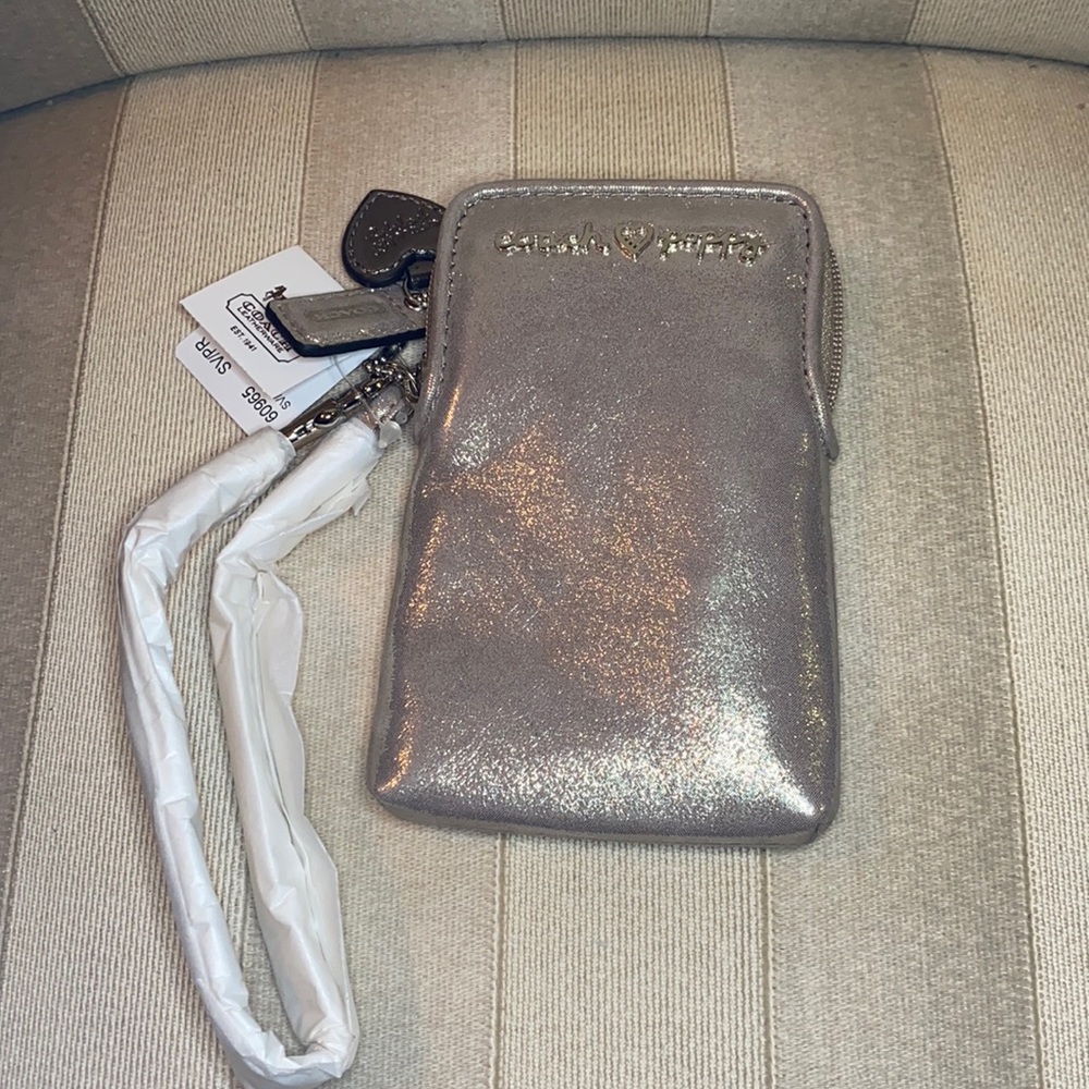 COACH Pouch/Wristlet New